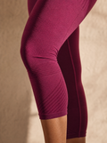 Contoura Leggings in Crimson Plum — knit texture detail
